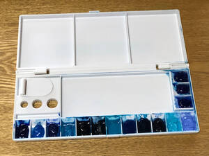 青のパレット